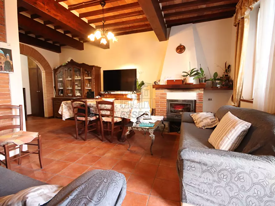 Immagine 3 di Appartamento in vendita  in Via per Camaiore 18 a Lucca