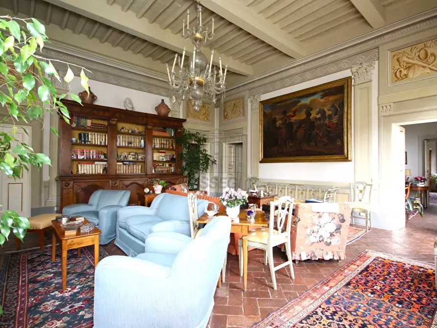 Immagine 6 di Villa in vendita  in Via del Caporale 773 a Lucca