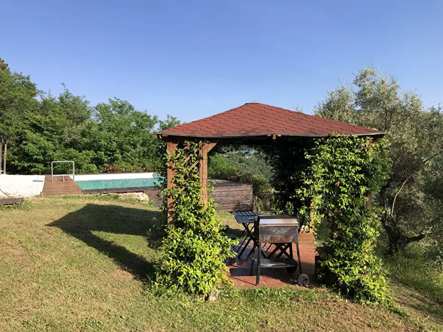 Immagine 6 di Rustico / casale in vendita  in Via Casa Nuova a Pescia