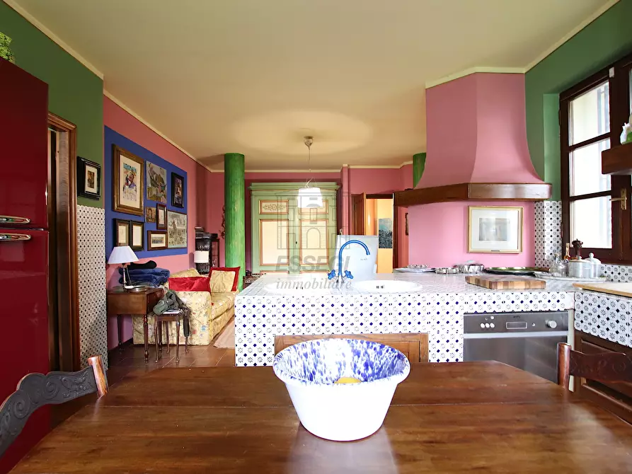 Immagine 12 di Villa in vendita  in Viale Cesare Biondi 68 a Barga