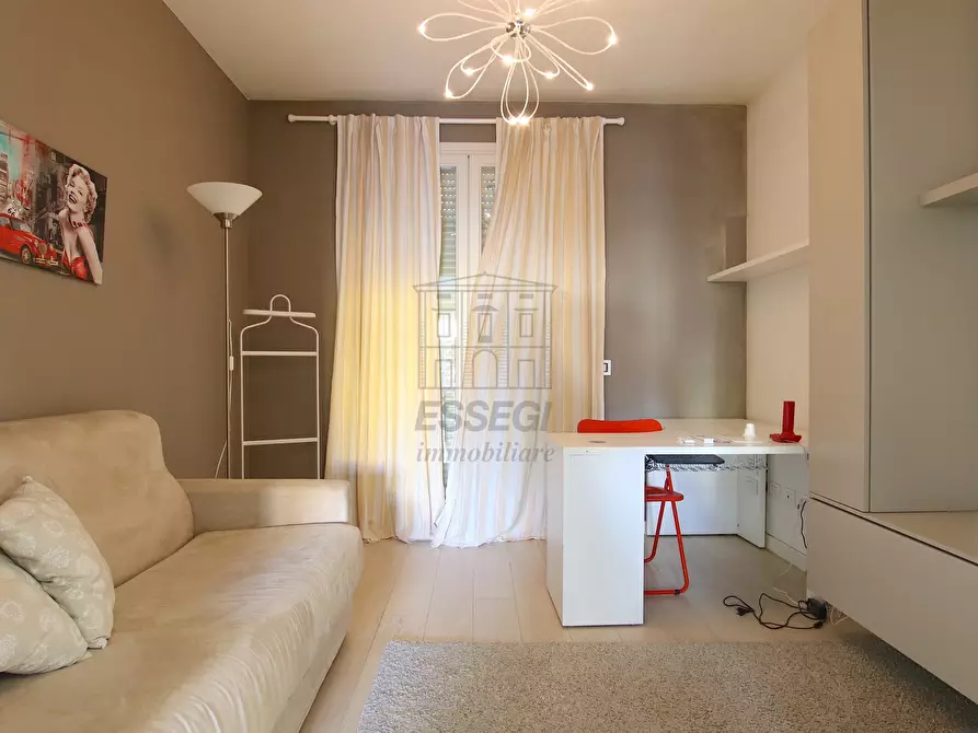 Immagine 15 di Appartamento in vendita  in Viale Luigi Cadorna 182 a Lucca