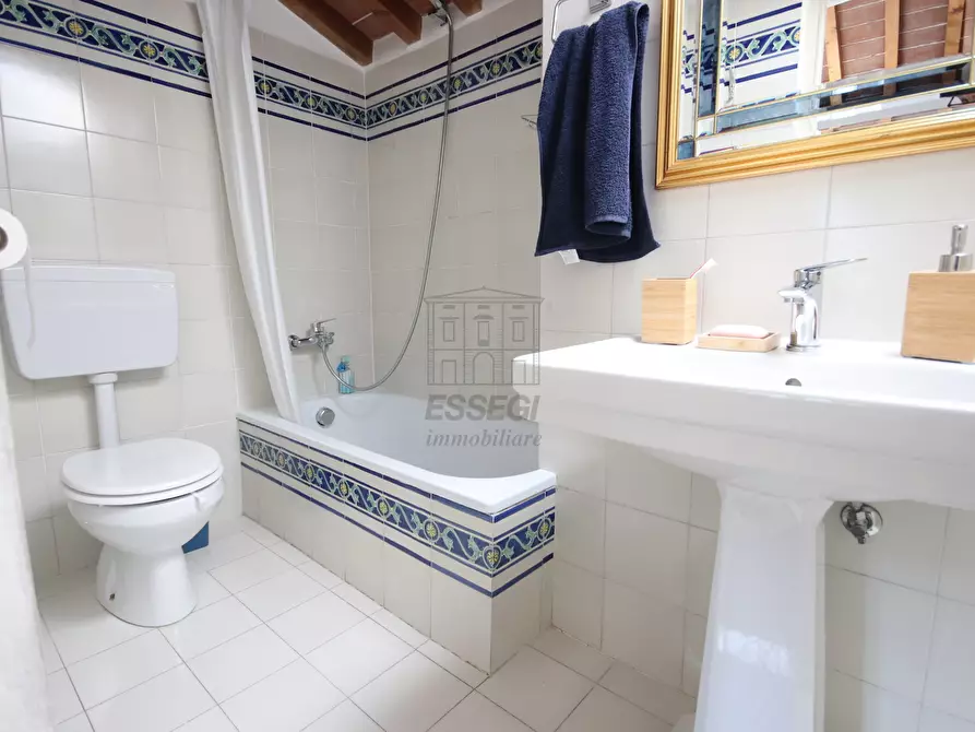 Immagine 8 di Terratetto in vendita  in Via di Cerasomma a Lucca