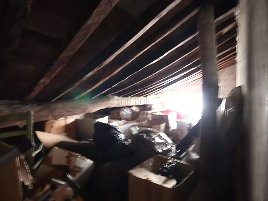 Immagine 9 di Appartamento in vendita  in Via Borgo Giannotti a Lucca