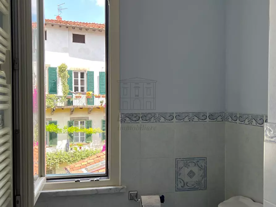 Immagine 19 di Appartamento in vendita  in Piazzale Giuseppe Verdi 1 a Lucca