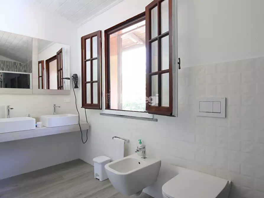 Immagine 63 di Rustico / casale in vendita  in SP1 a Pescaglia