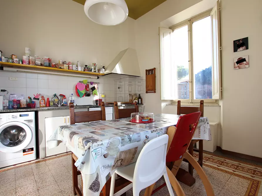 Immagine 14 di Villa in vendita  in via barsanti e matteucci a Lucca