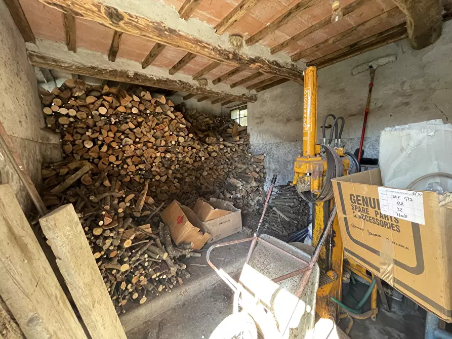 Immagine 27 di Rustico / casale in vendita  in Via di Mammoli a Lucca
