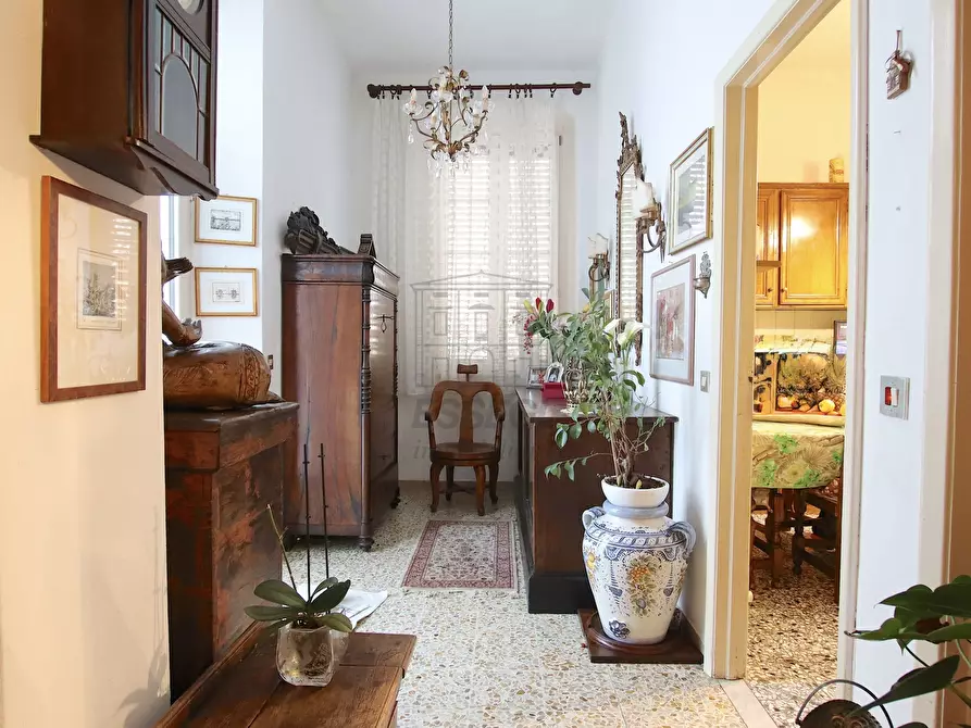 Immagine 6 di Casa bifamiliare in vendita  in Via della Santissima Annunziata 531 a Lucca