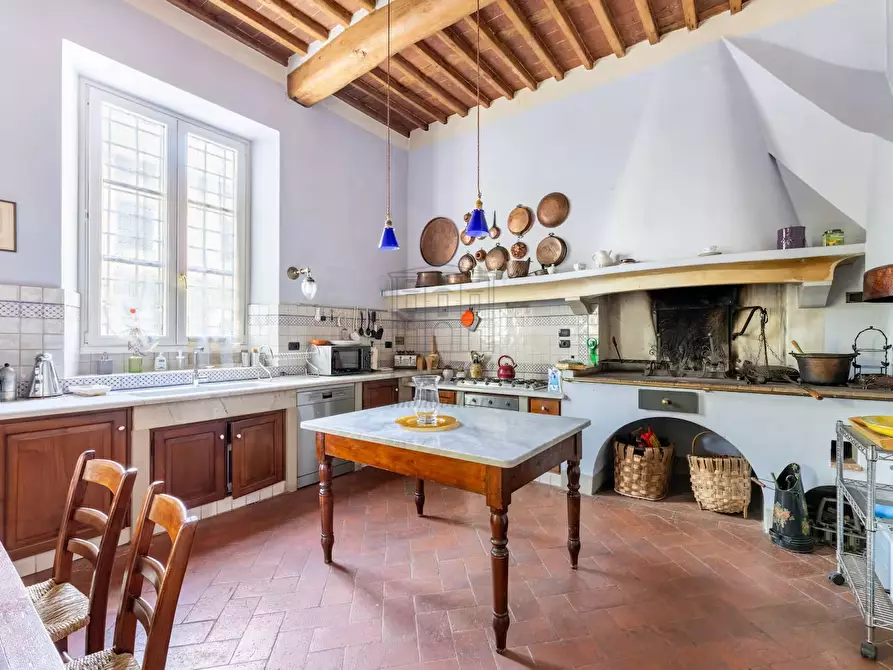 Immagine 17 di Villa in vendita  in Via delle Piagge 1535 a Lucca