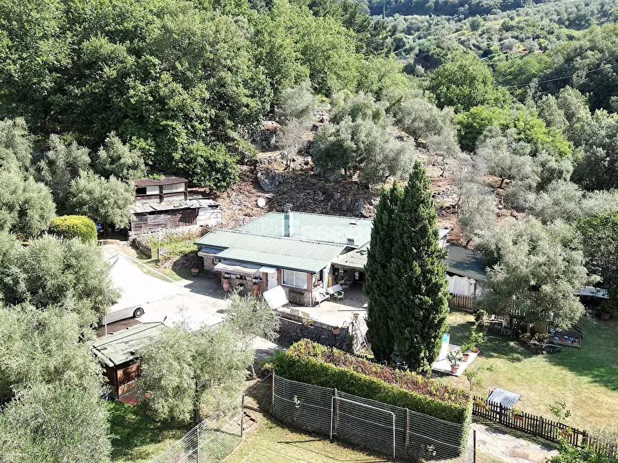 Immagine 34 di Rustico / casale in vendita  in SP1 a Pescaglia