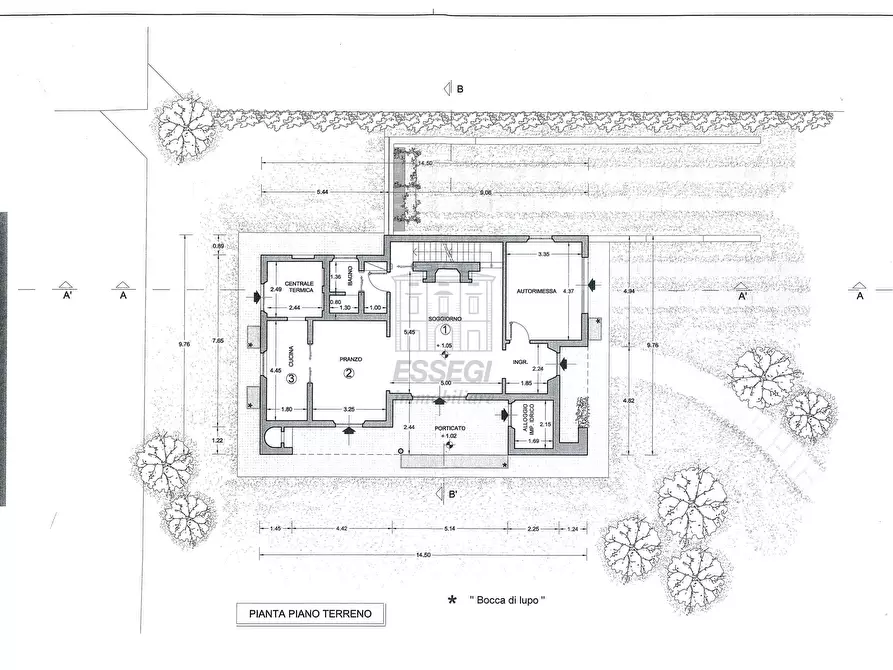 Immagine 9 di Villa in vendita  a Lucca