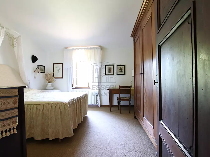 Immagine 89 di Rustico / casale in vendita  in Via della Chiesa di Gragnano a Lucca