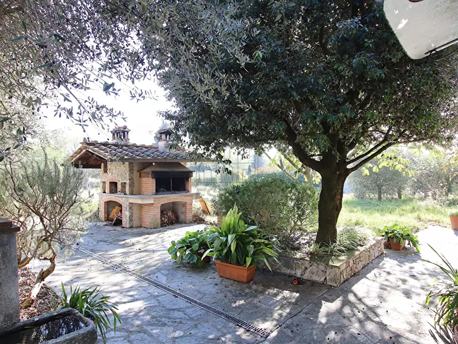 Immagine 54 di Rustico / casale in vendita  in Via Fraga Alta 1 a Capannori