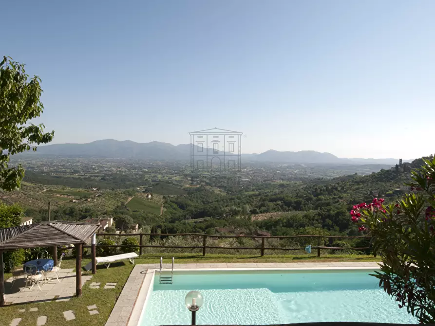Immagine 5 di Rustico / casale in vendita  a Capannori