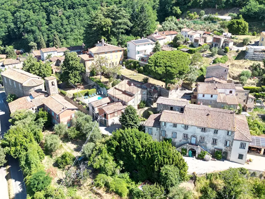 Immagine 67 di Rustico / casale in vendita  in Via di matraia a Lucca