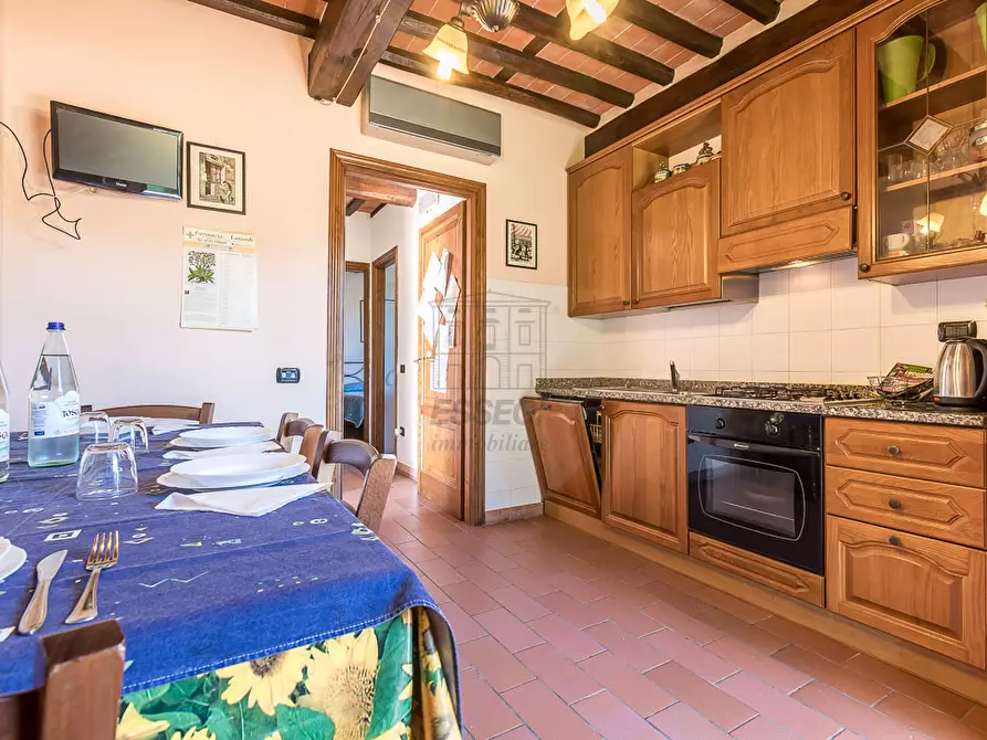 Immagine 41 di Rustico / casale in vendita  in Via di Rocchino 60 a Lucca