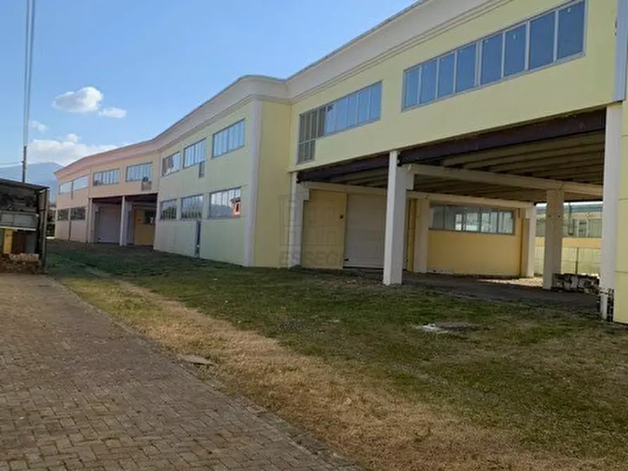 Immagine 11 di Attività artigianale in vendita  in Via della Chiesa 9 a Capannori