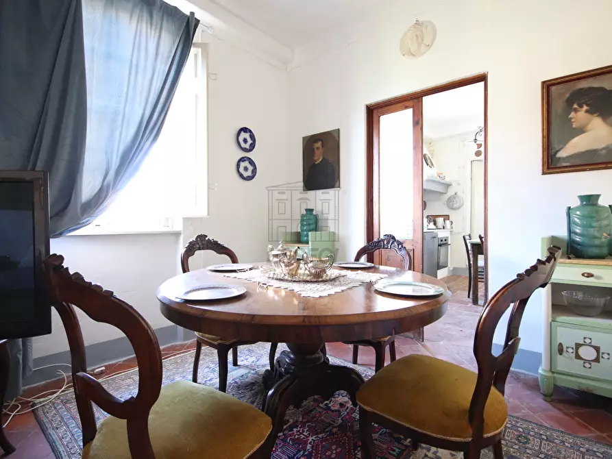 Immagine 7 di Rustico / casale in vendita  in via della chiesa di Camigliano, Camigliano 1 a Lucca