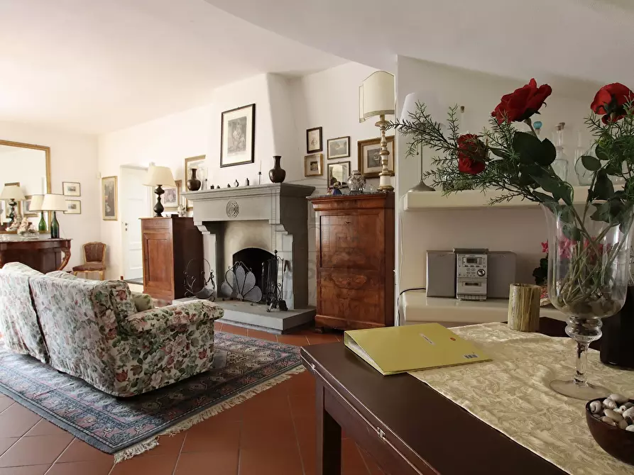 Immagine 15 di Villa in vendita  in Via del Cimitero di Ciciana a Lucca