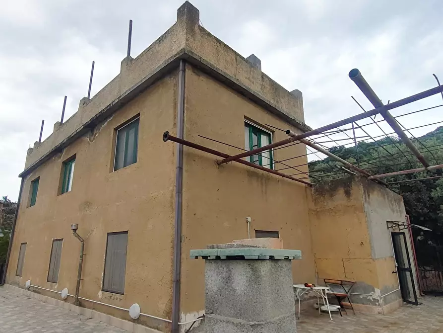 Immagine 33 di Casa trifamiliare in vendita  in Via Paterriti 19 a Motta San Giovanni