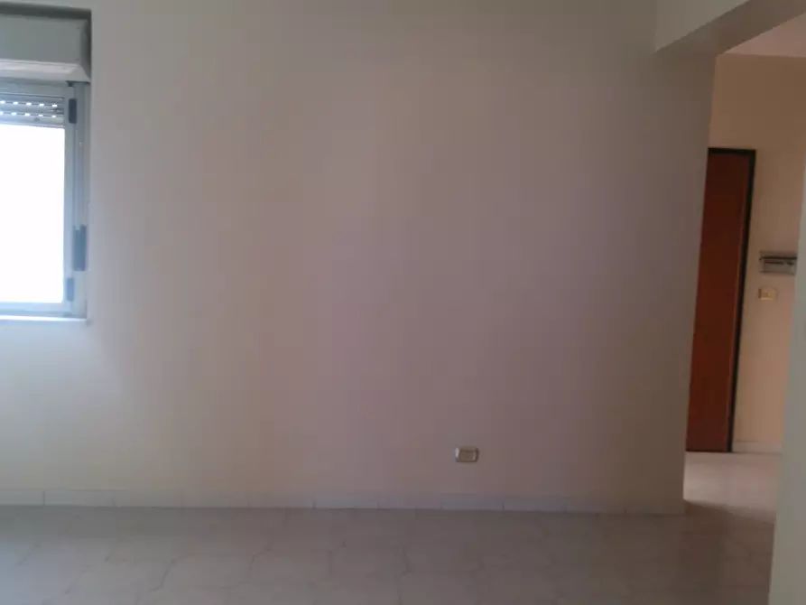 Immagine 11 di Bilocale in vendita  a Reggio Di Calabria