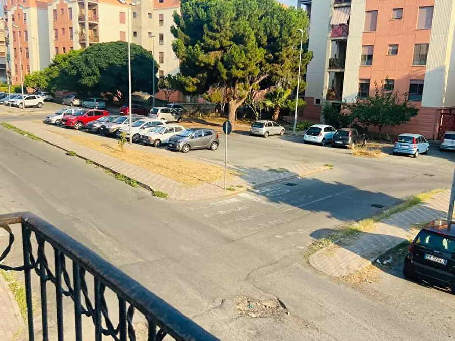 Immagine 13 di Trilocale in vendita  in Via Guglielmo Marconi 9 a Reggio Di Calabria