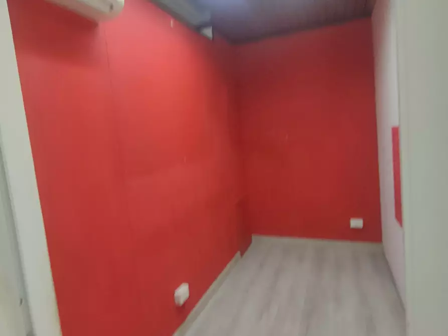 Immagine 6 di Capannone industriale in affitto  a Reggio Di Calabria