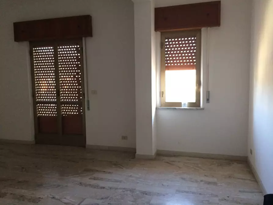 Immagine 12 di Quadrilocale in affitto  in Via Nazionale Gallico 71 a Reggio Di Calabria