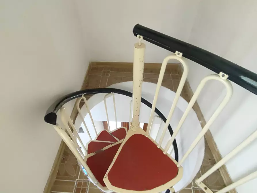 Immagine 8 di Appartamento in vendita  in VIA SAN COSTANTINO a Bova