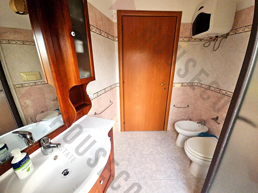 Immagine 6 di Appartamento in vendita  in Via G. Rossa 1 a Maracalagonis