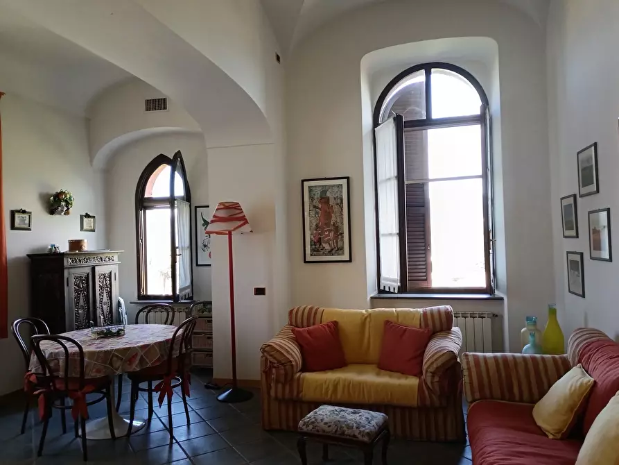 Immagine 5 di Trilocale in vendita  a Ameglia