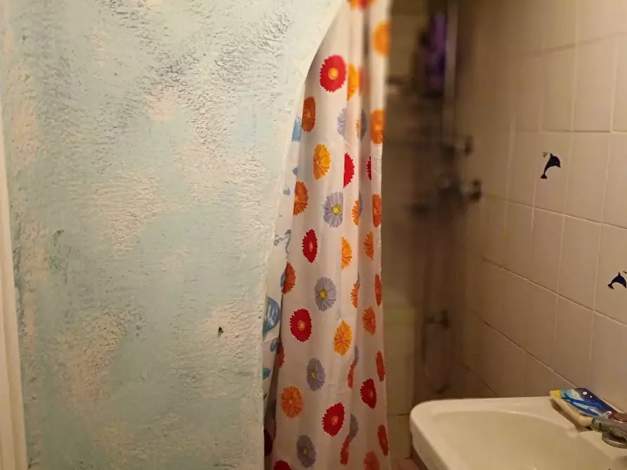 Immagine 21 di Quadrilocale in vendita  a Ameglia