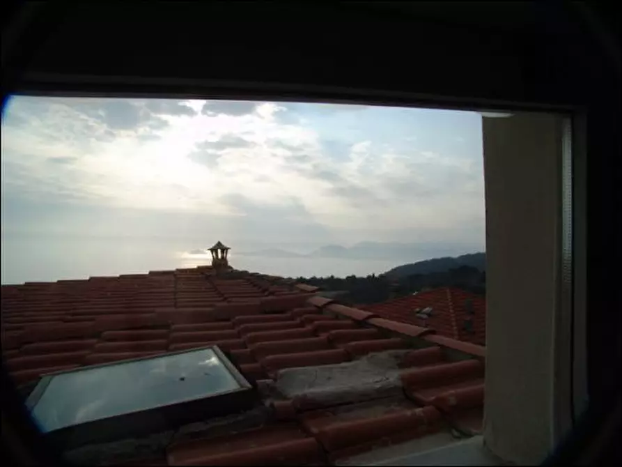 Immagine 16 di Terratetto in vendita  a Ameglia