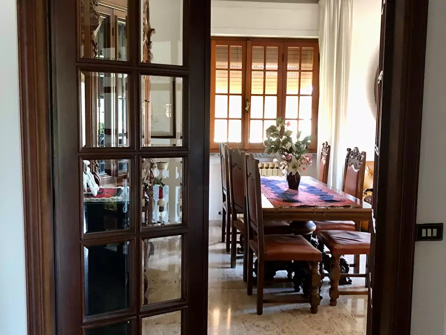 Immagine 9 di Porzione di casa in vendita  a Castelnuovo Magra