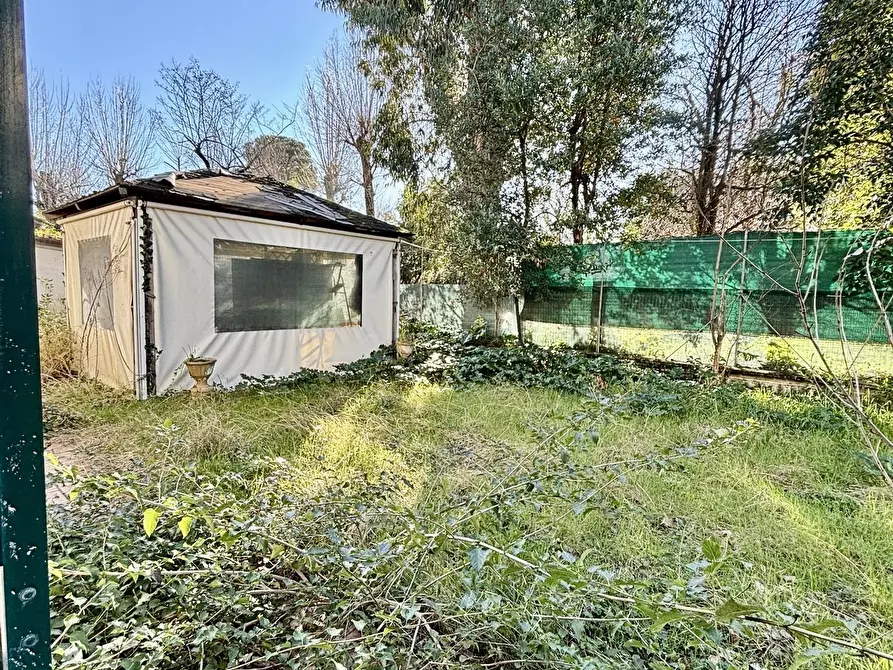 Immagine 17 di Bar / Ristorante in vendita  a Ameglia