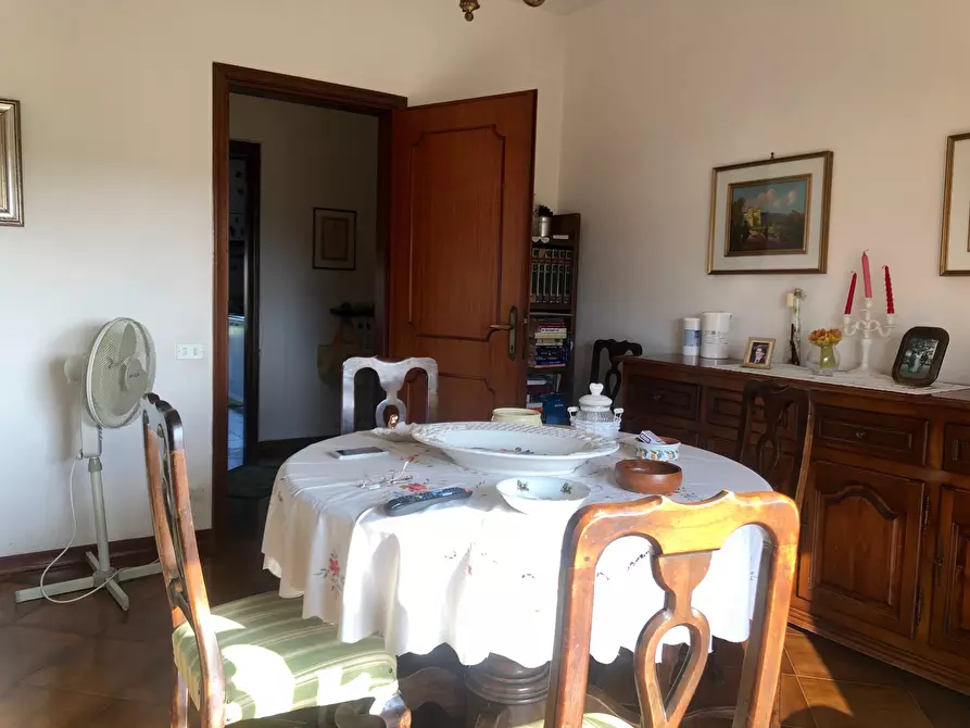 Immagine 5 di Pentalocale in vendita  a Castelnuovo Magra