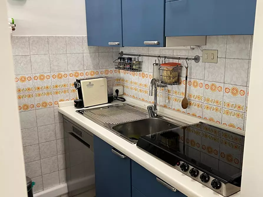 Immagine 5 di Appartamento in vendita  a Ameglia