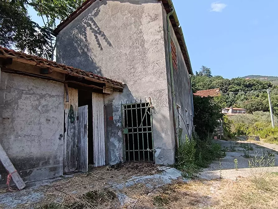 Immagine 1 di Rustico / casale in vendita  a Castelnuovo Magra