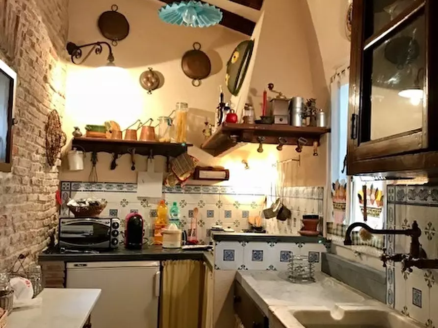 Immagine 16 di Pentalocale in vendita  a Arcola