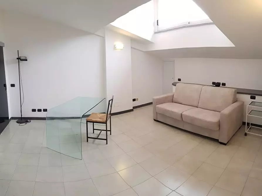 Immagine 2 di Mansarda in vendita  a Ameglia