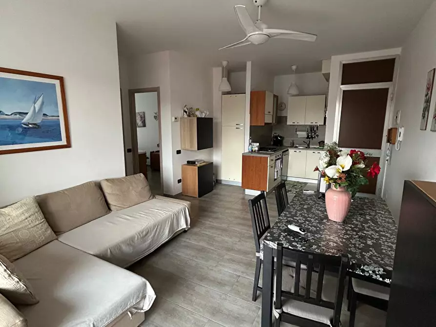 Immagine 4 di Trilocale in vendita  a Ameglia