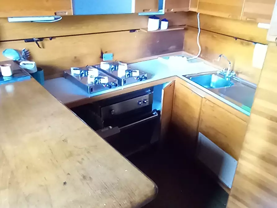 Immagine 37 di Terratetto in affitto  in Via Nuova 1 a Ameglia