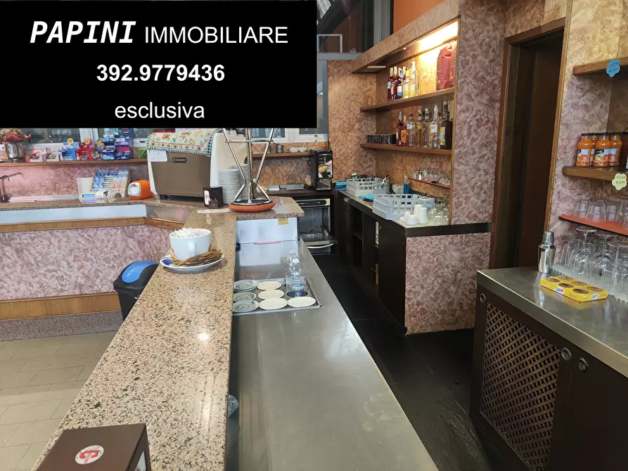 Immagine 1 di Bar / Ristorante in vendita  in via cisa a Sarzana