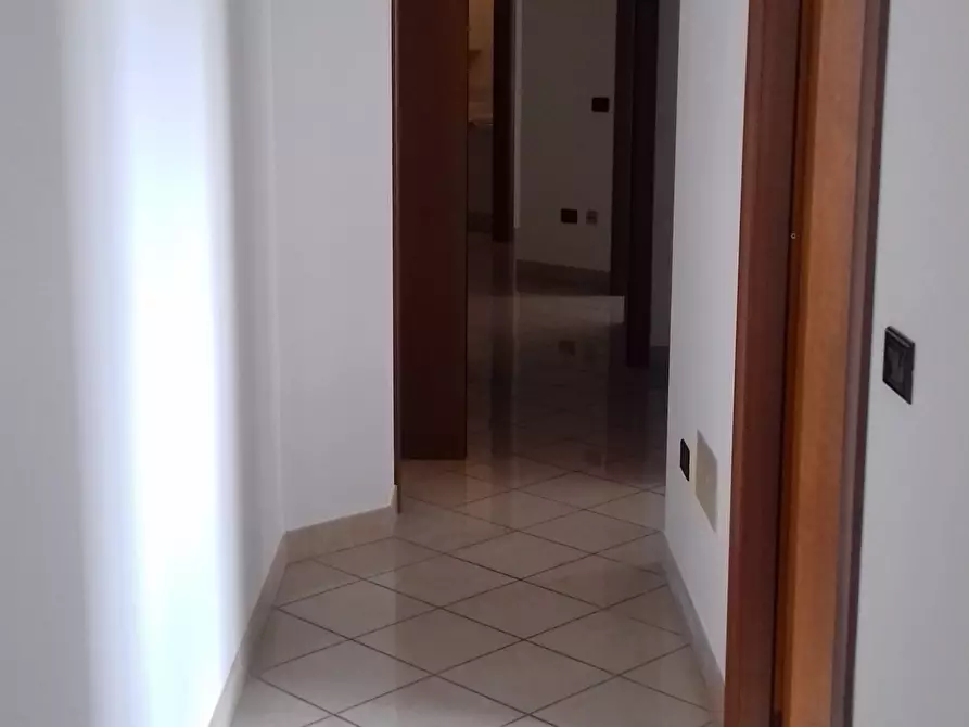 Immagine 12 di Appartamento in affitto  in viale s. bartolomeo a La Spezia