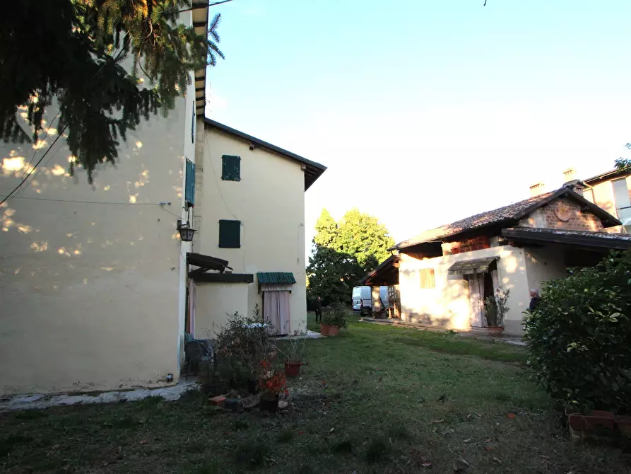 Immagine 26 di Porzione di casa in vendita  in Via Magazzino a Valsamoggia