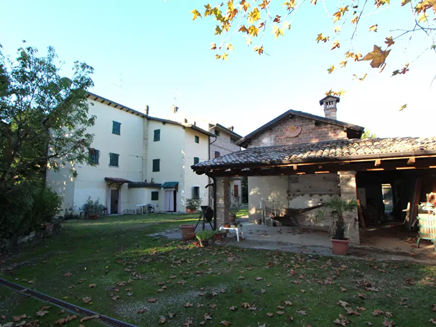 Immagine 11 di Porzione di casa in vendita  in Via Magazzino a Valsamoggia