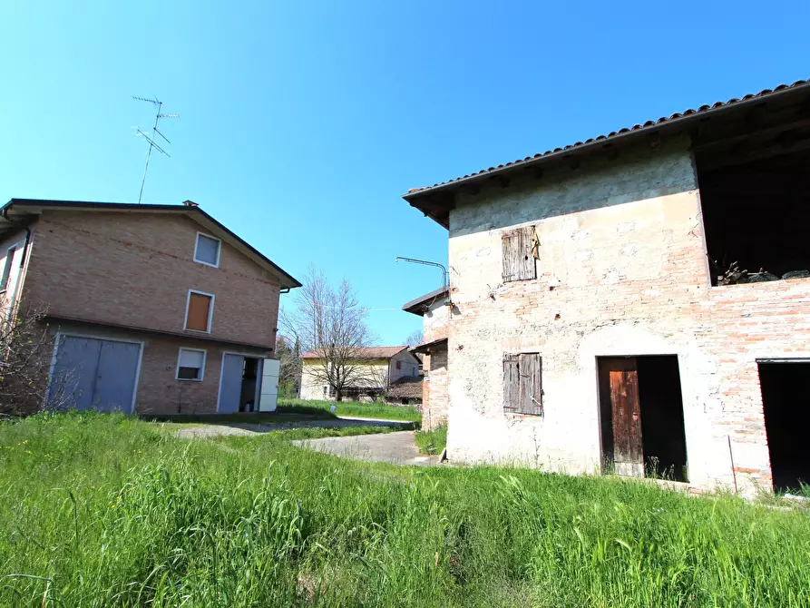 Immagine 59 di Porzione di casa in vendita  in Viale M. di Canossa a Valsamoggia