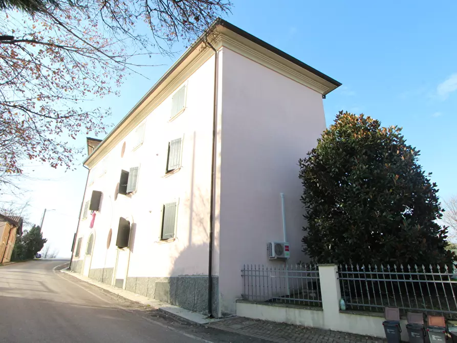 Immagine 26 di Appartamento in vendita  in via montebudello a Valsamoggia