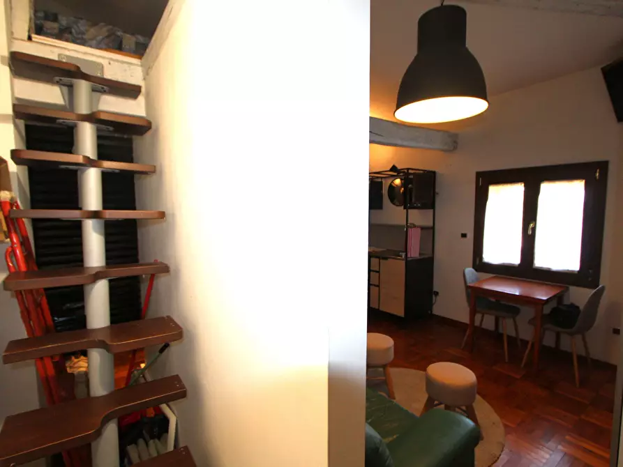 Immagine 14 di Appartamento in vendita  in Via G. Matteotti a Valsamoggia