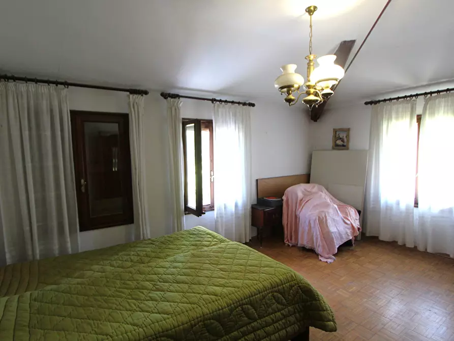 Immagine 8 di Porzione di casa in vendita  in Via Monteveglio a Valsamoggia